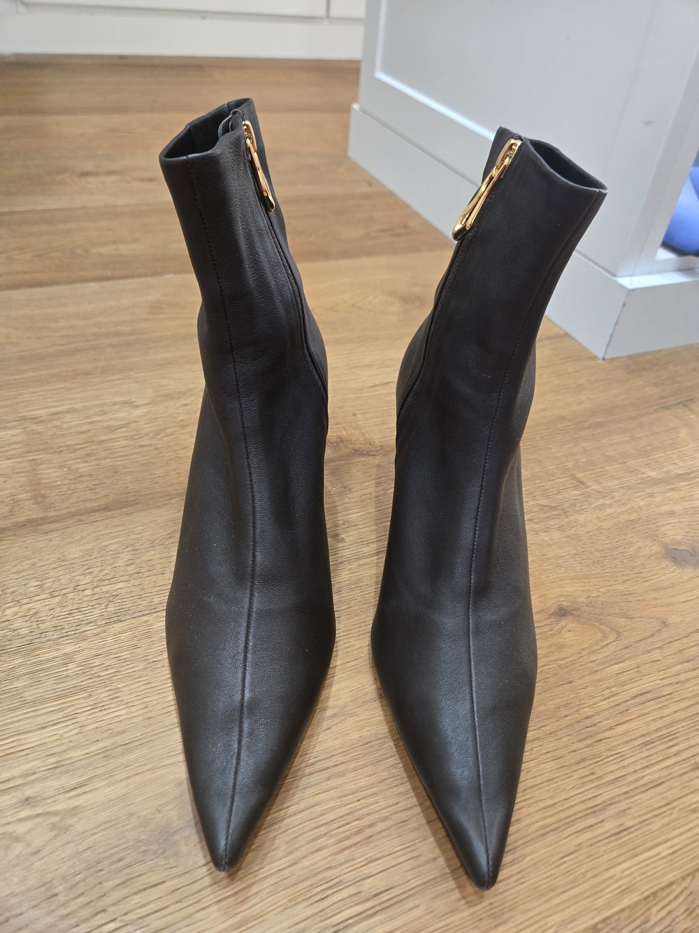 Women's Brown Pointed Toe Ankle Boots with Gold Zip